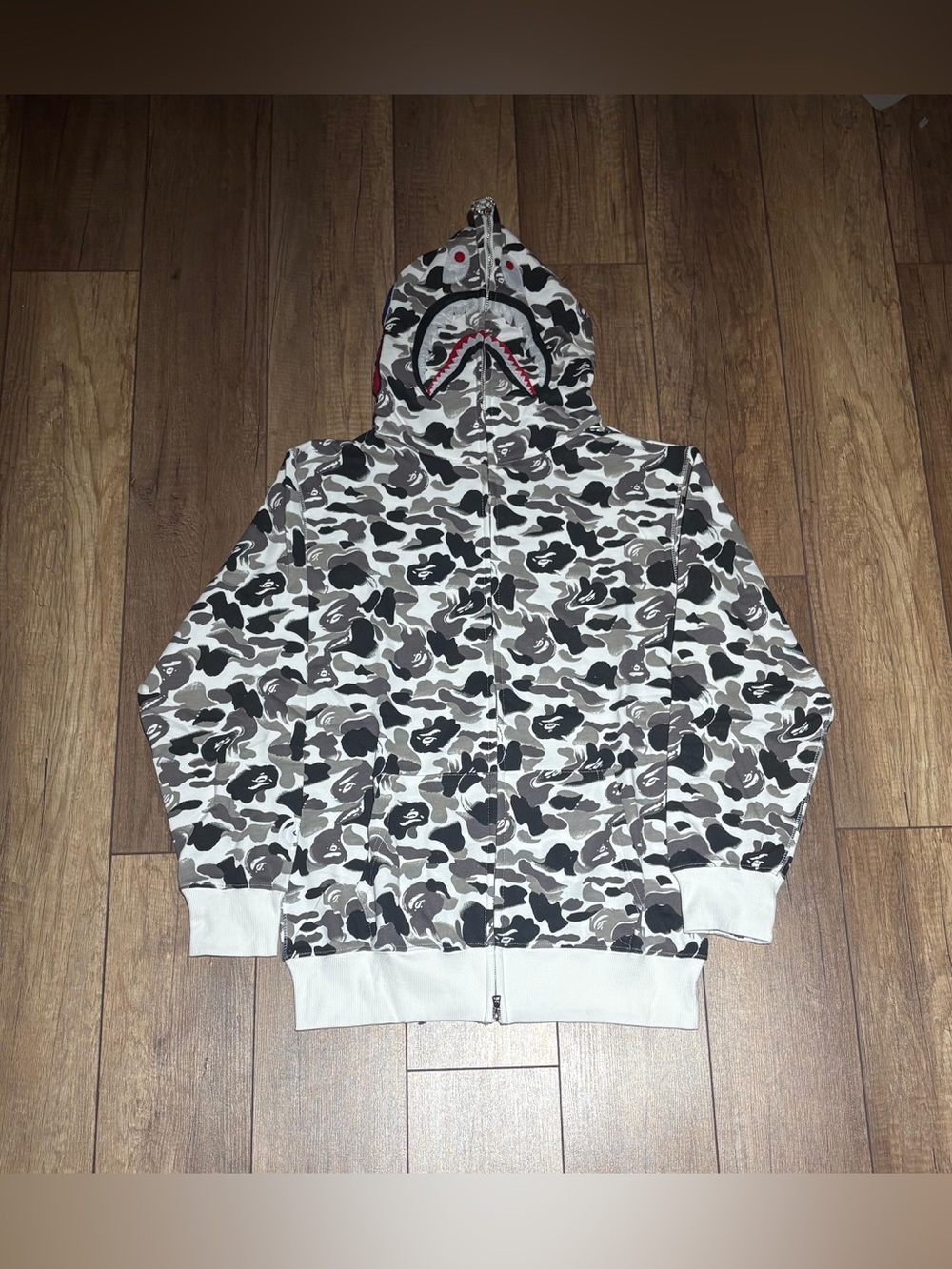 A Bathing Ape BAPE Shark White and Gray Camo Zipper Hoodie Sweater Brand New
